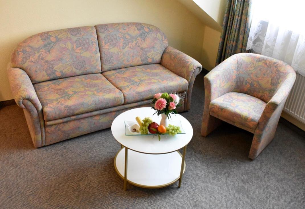 Hotel Trebeltal Demmin Luaran gambar