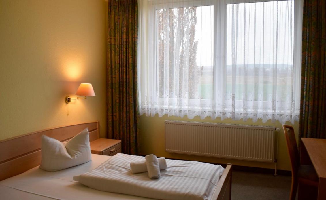 Hotel Trebeltal Demmin Luaran gambar